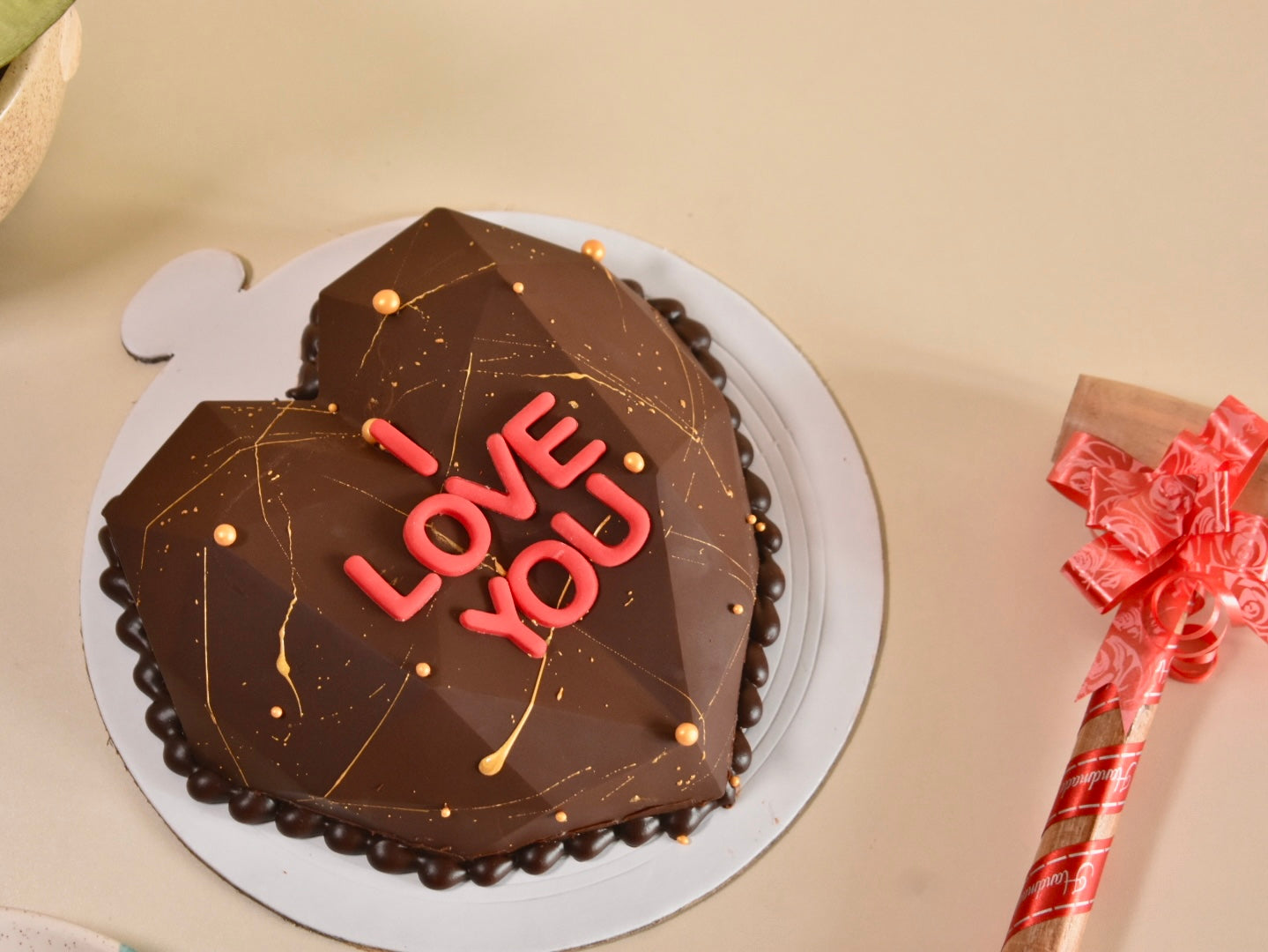 "I LOVE YOU" - Pinata smash cake