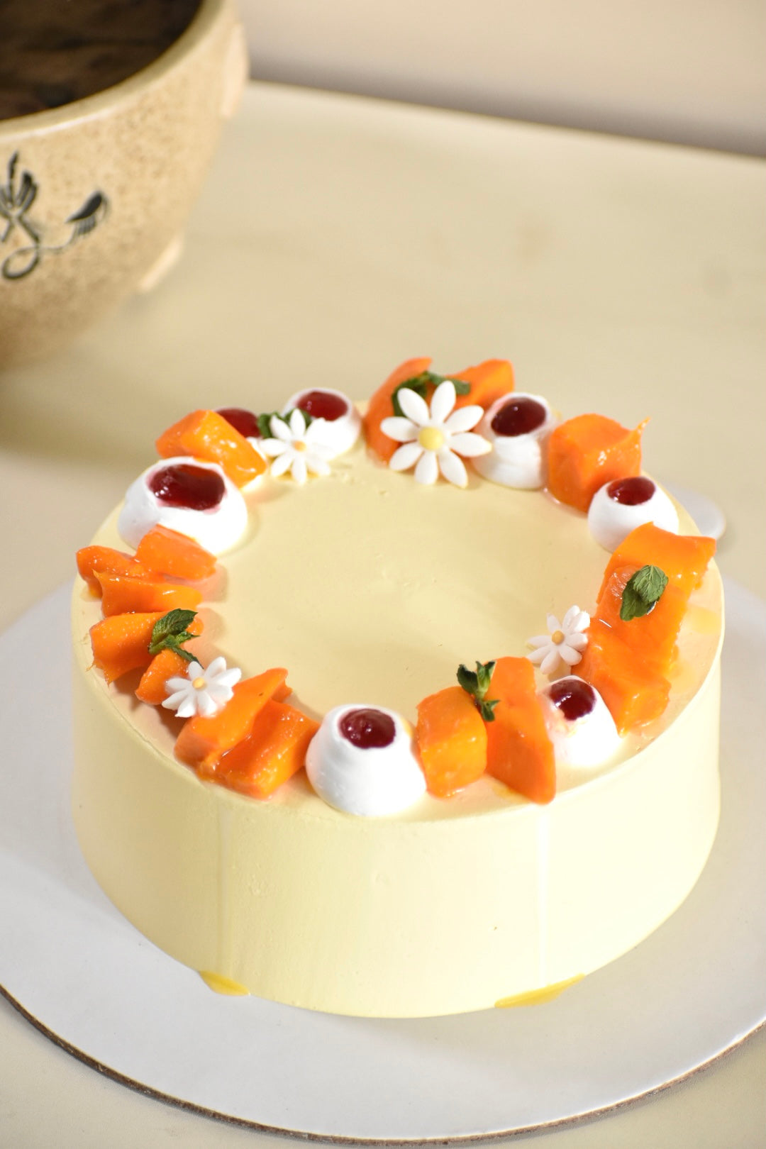 Mango & Raspberry Cake